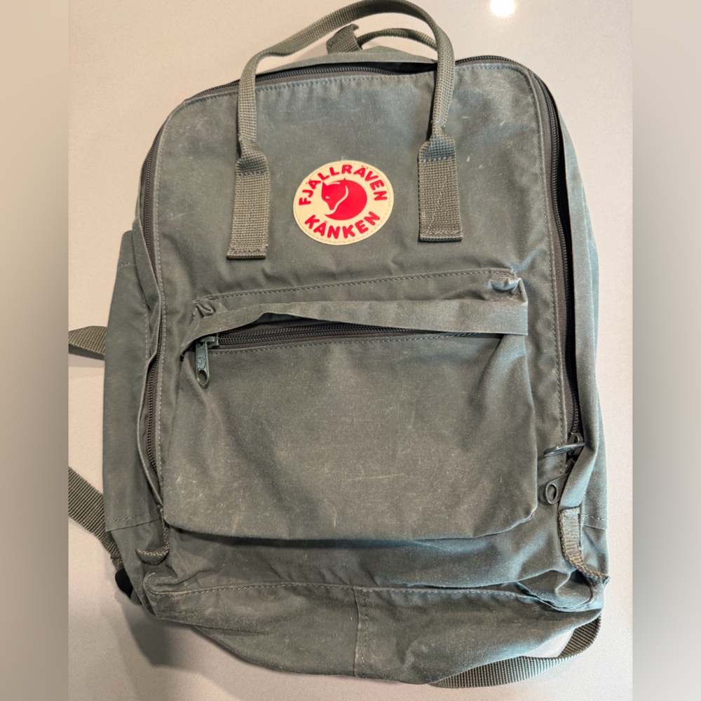Kånken Classic Gray Backpack